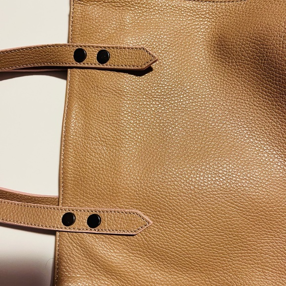 Lavorazione Antiguan's Elegant Tan Leather Tote Bag like new! - Picture 2 of 6